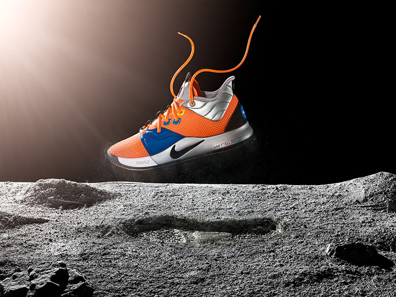 在,经历,了,从,PG1,到,PG2,再到,PG2.5,的,  首发配色就要「上天」？！泡椒最新签名鞋 PG3 NASA 正式发布